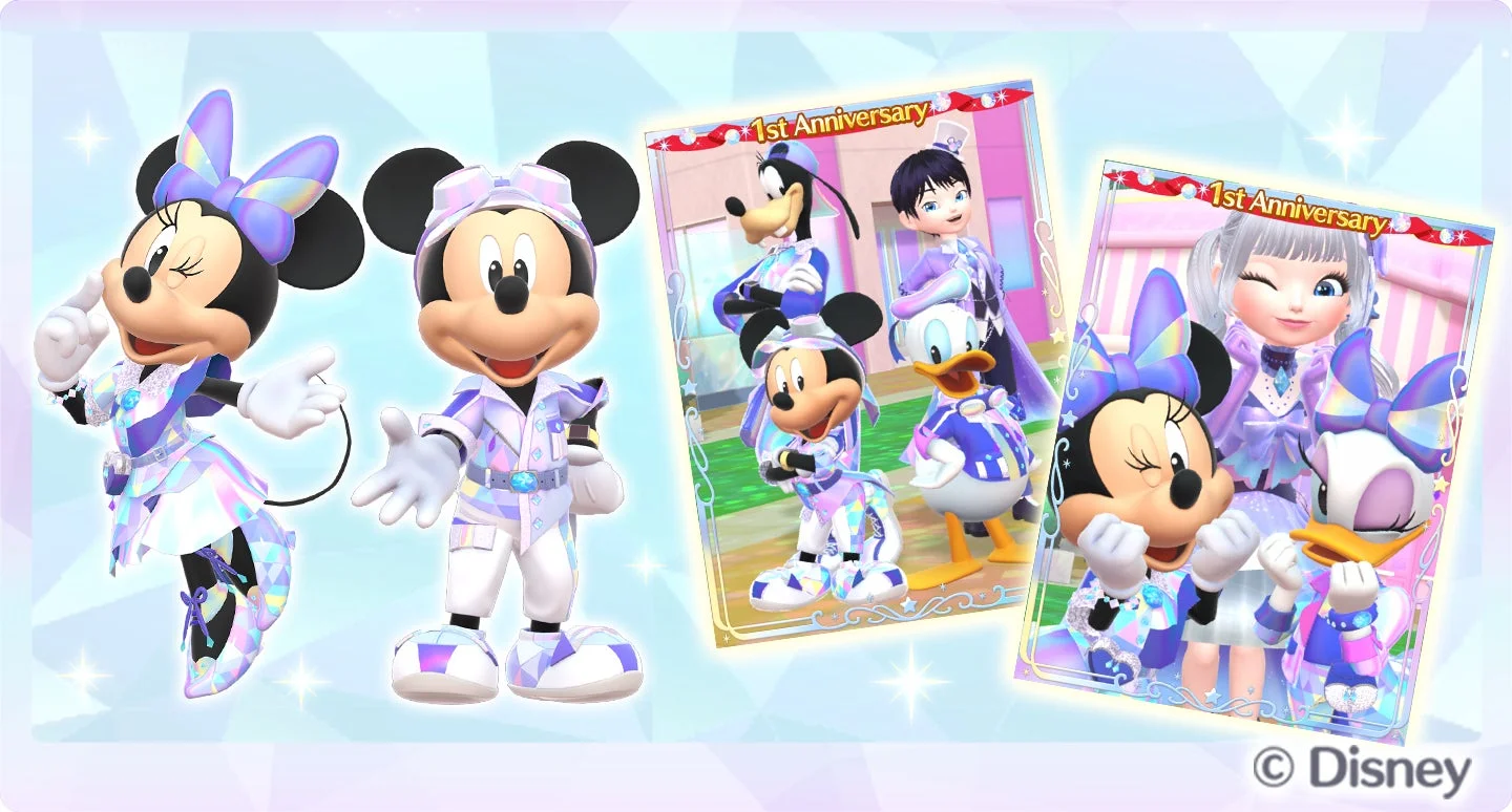 1周年記念の限定衣装をまとったミッキーたち