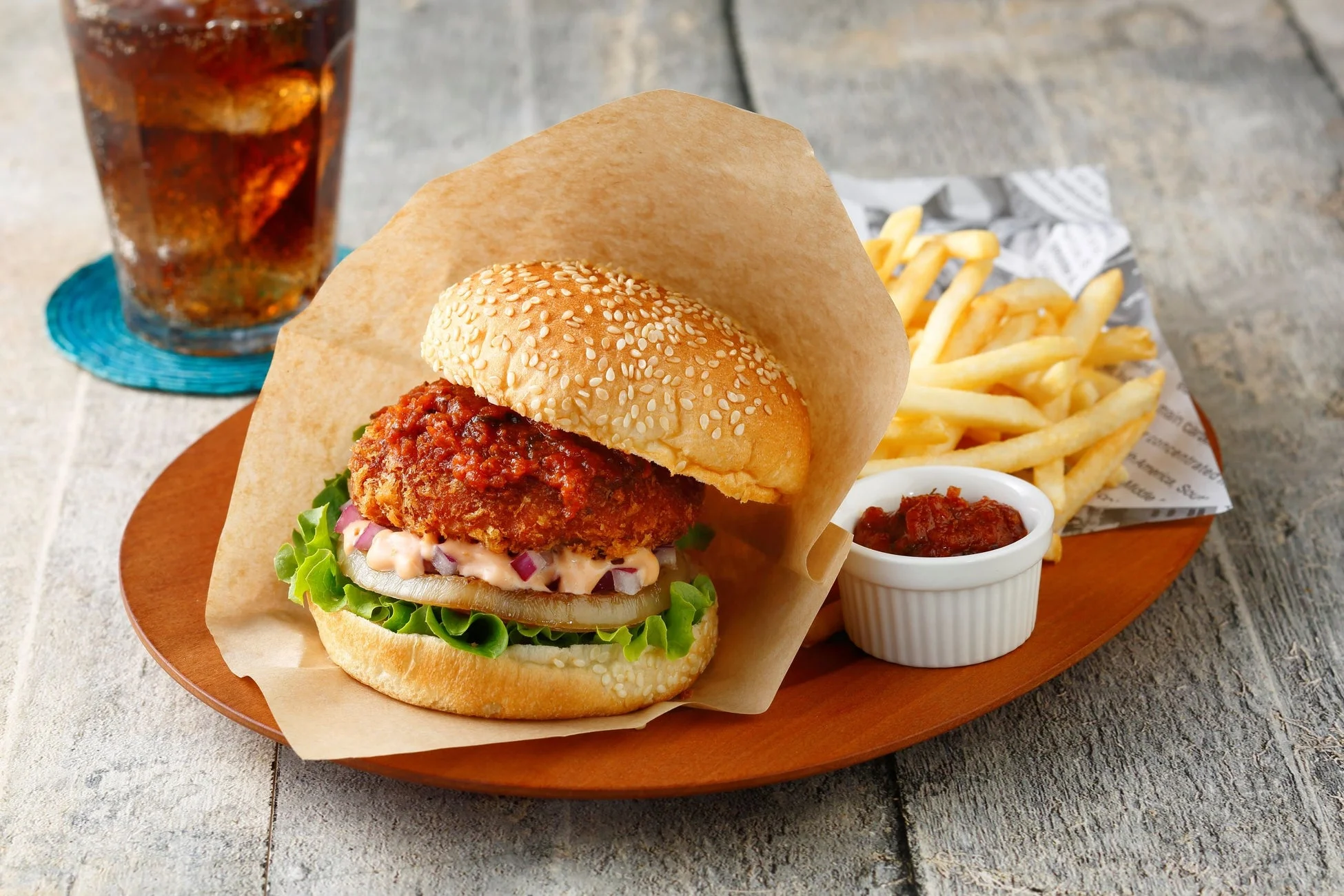 ハンバーガーとフライドポテト