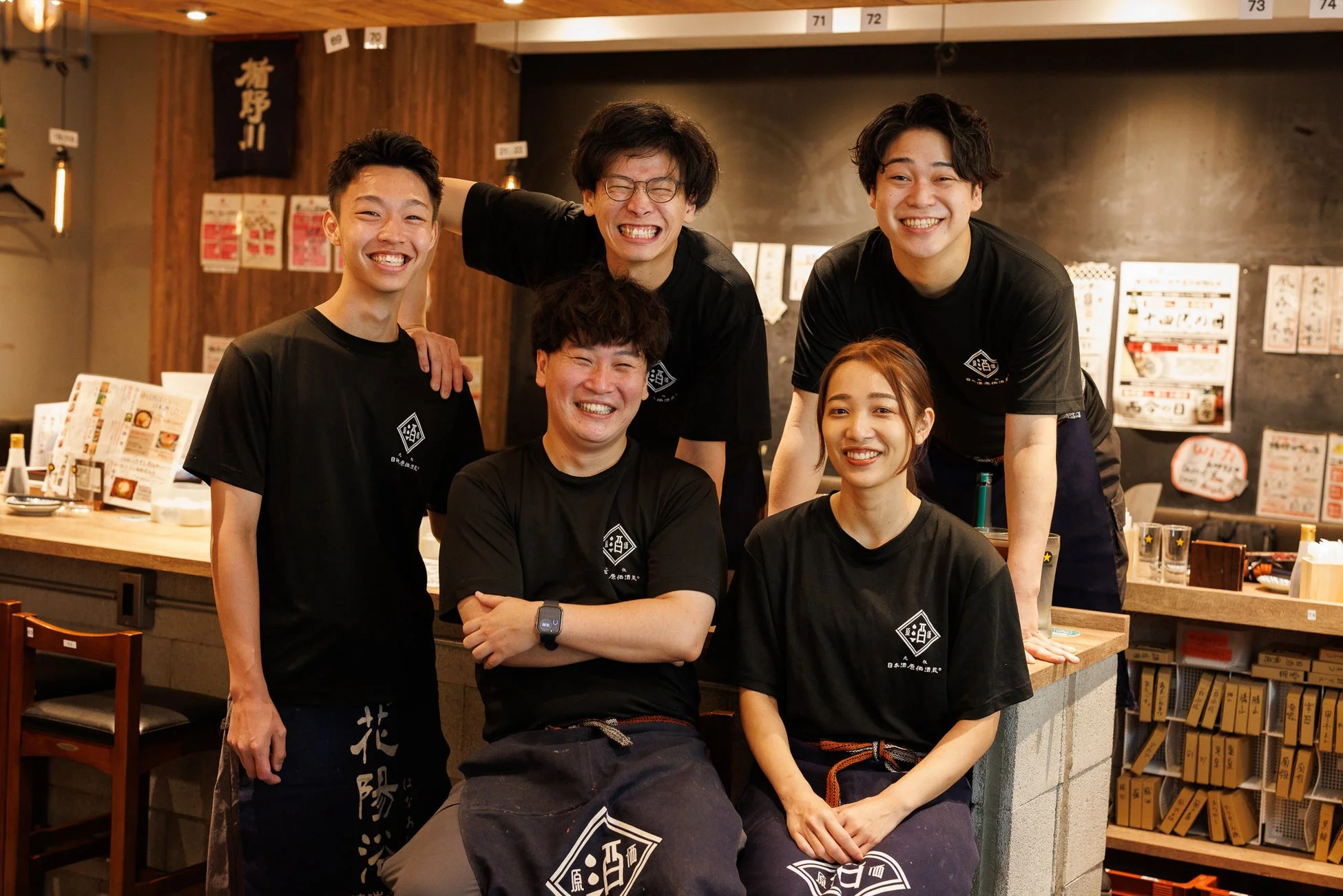 スタッフ集合写真