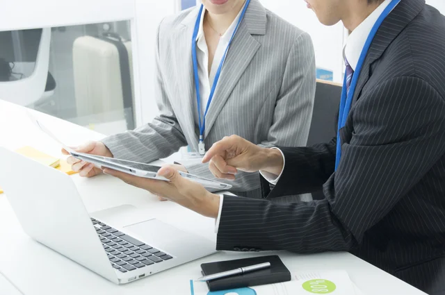 ビジネスミーティングの様子