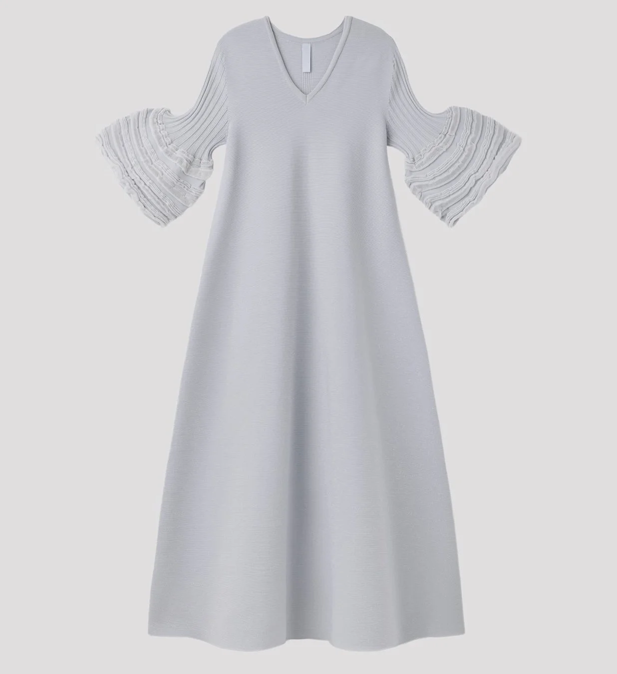 ライトグレーのVネックロングワンピース