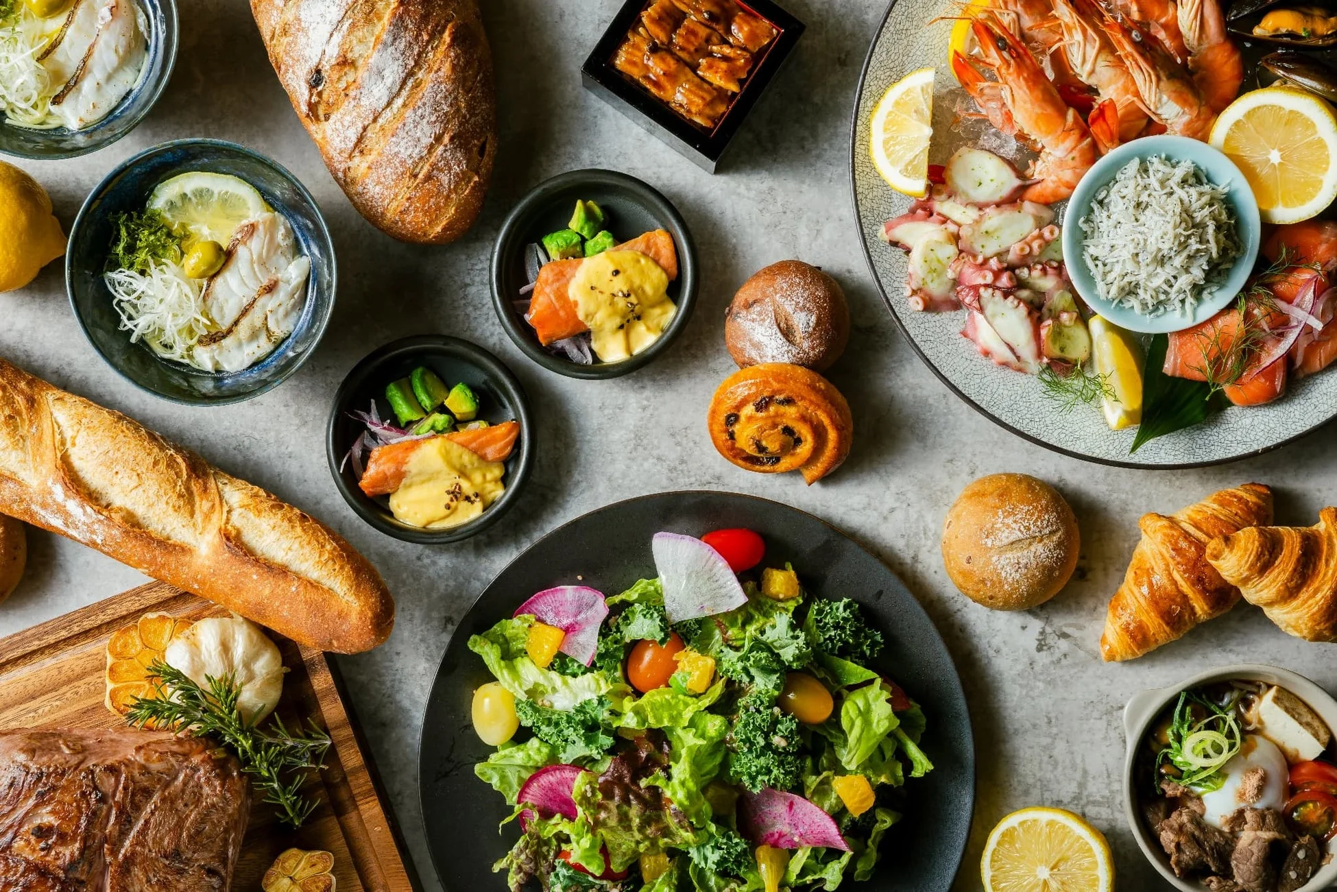 豪華な朝食イメージ