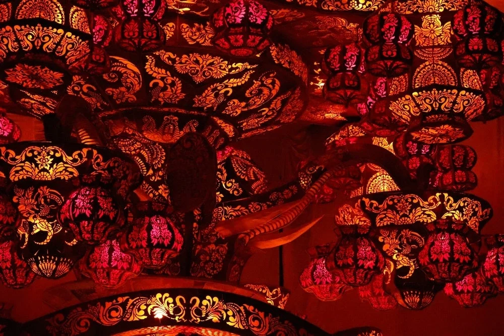 ヴェサックのランタン装飾