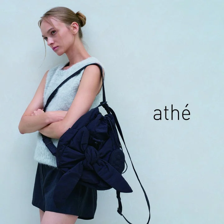 athéのバッグ