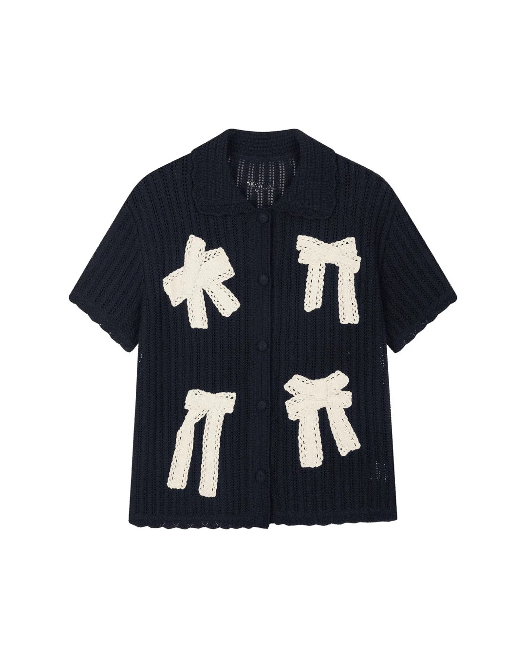 クラシックな手編みリボンモチーフをレイヤード構造で再構築