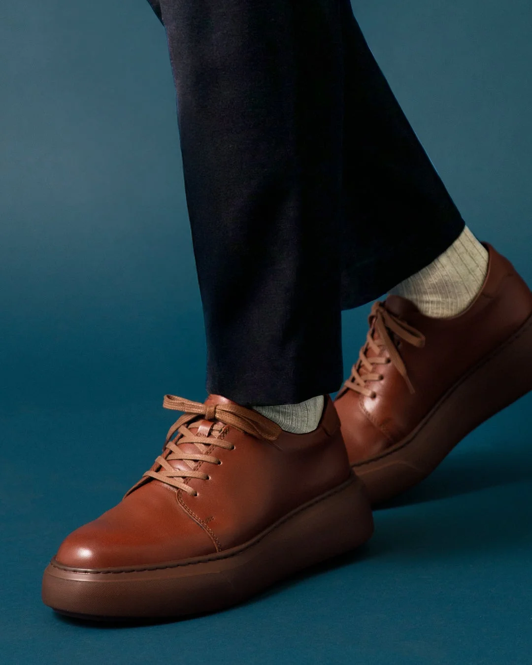 アースブラウン足元クローズアップ2