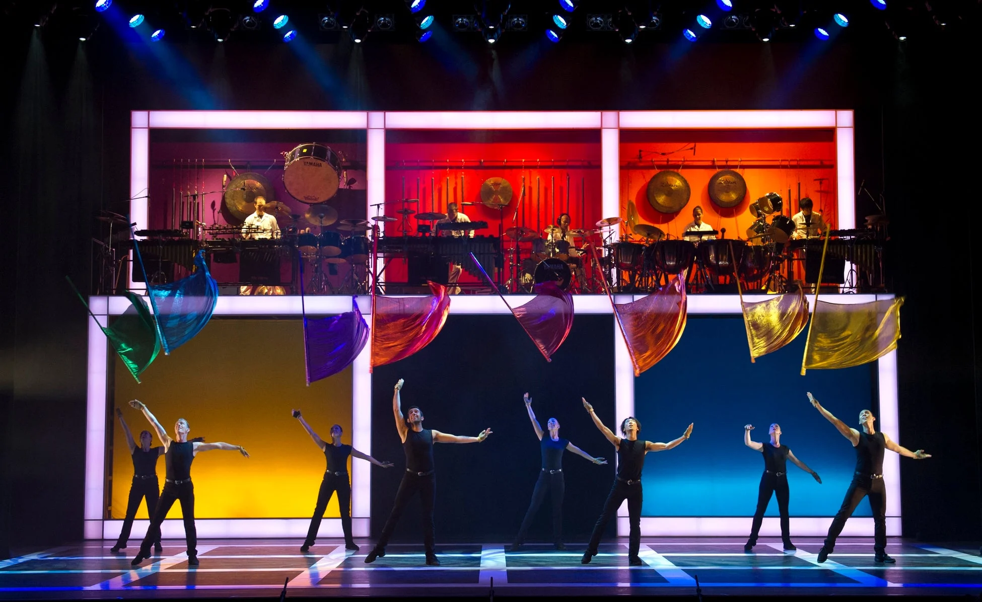 パフォーマンスの様子1