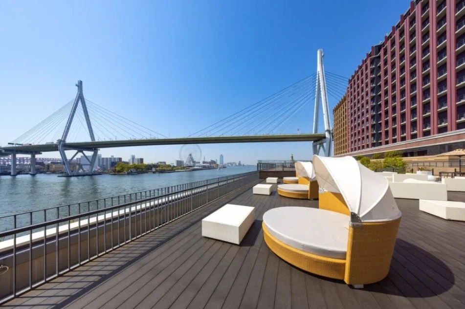 水辺のテラスからの眺め