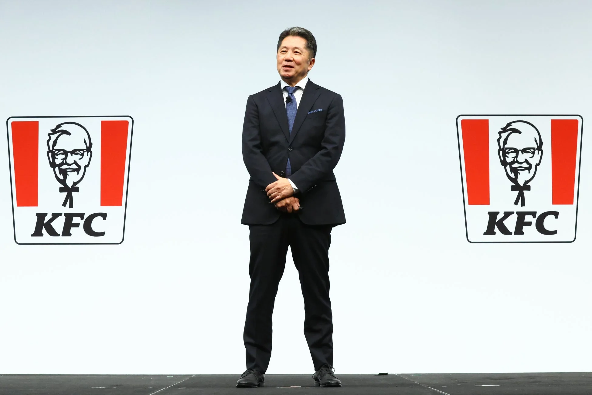 遠藤社長のプレゼンテーション風景