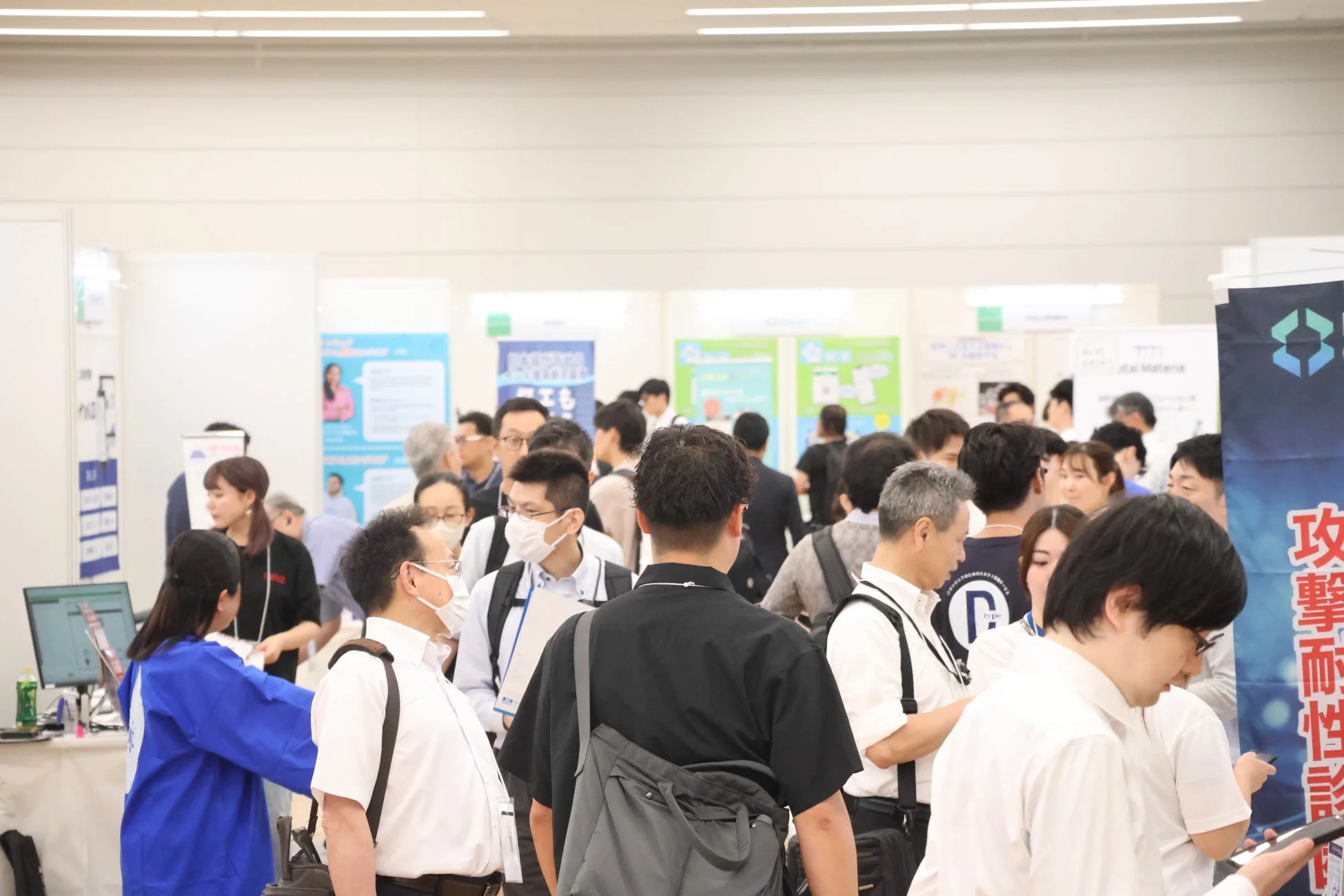 過去開催時の展示会の様子