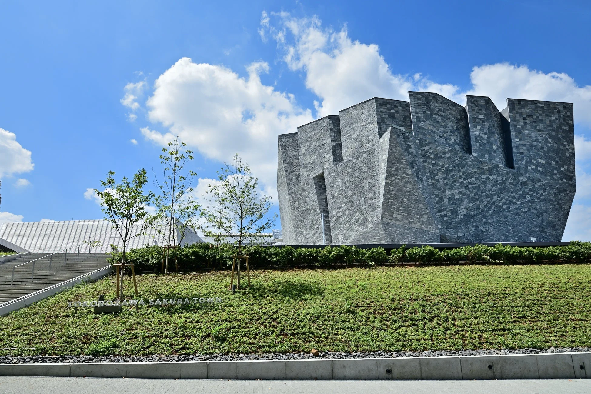 ところざわサクラタウンの外観