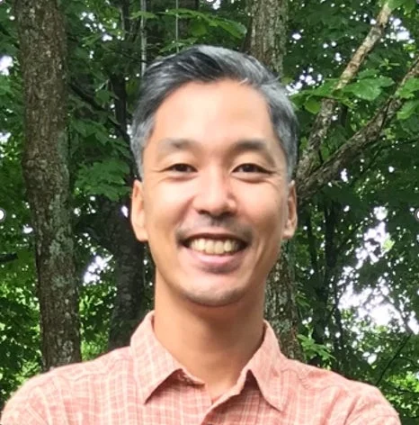 笑顔の男性のポートレート