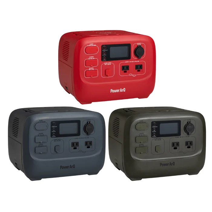 3色のPowerArQポータブル電源が並べられている
