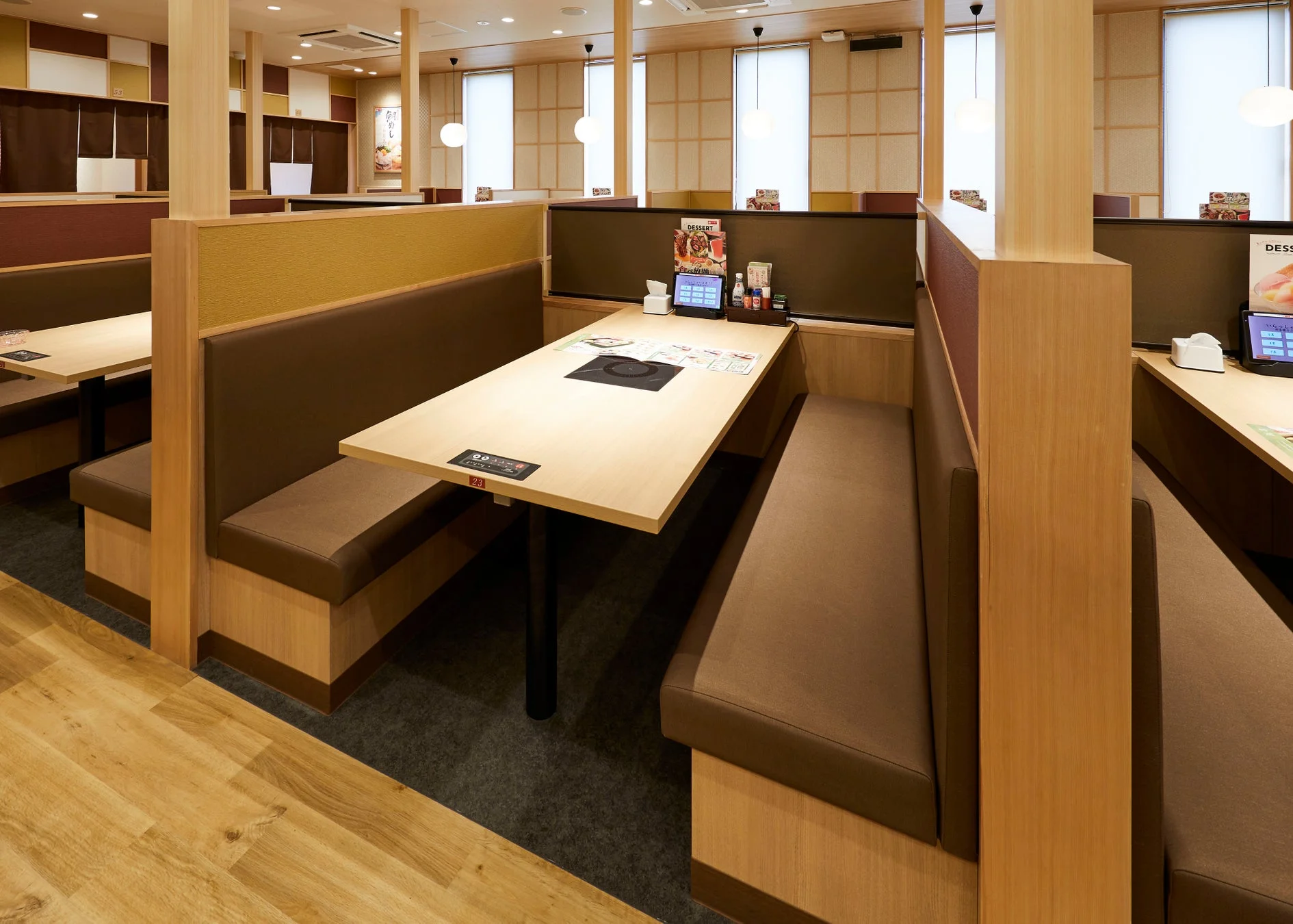 テーブル席の様子