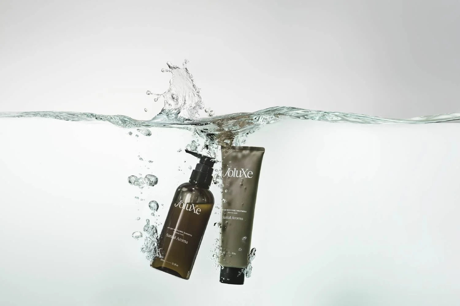 JoluXe シャンプー＆トリートメント 水中イメージ