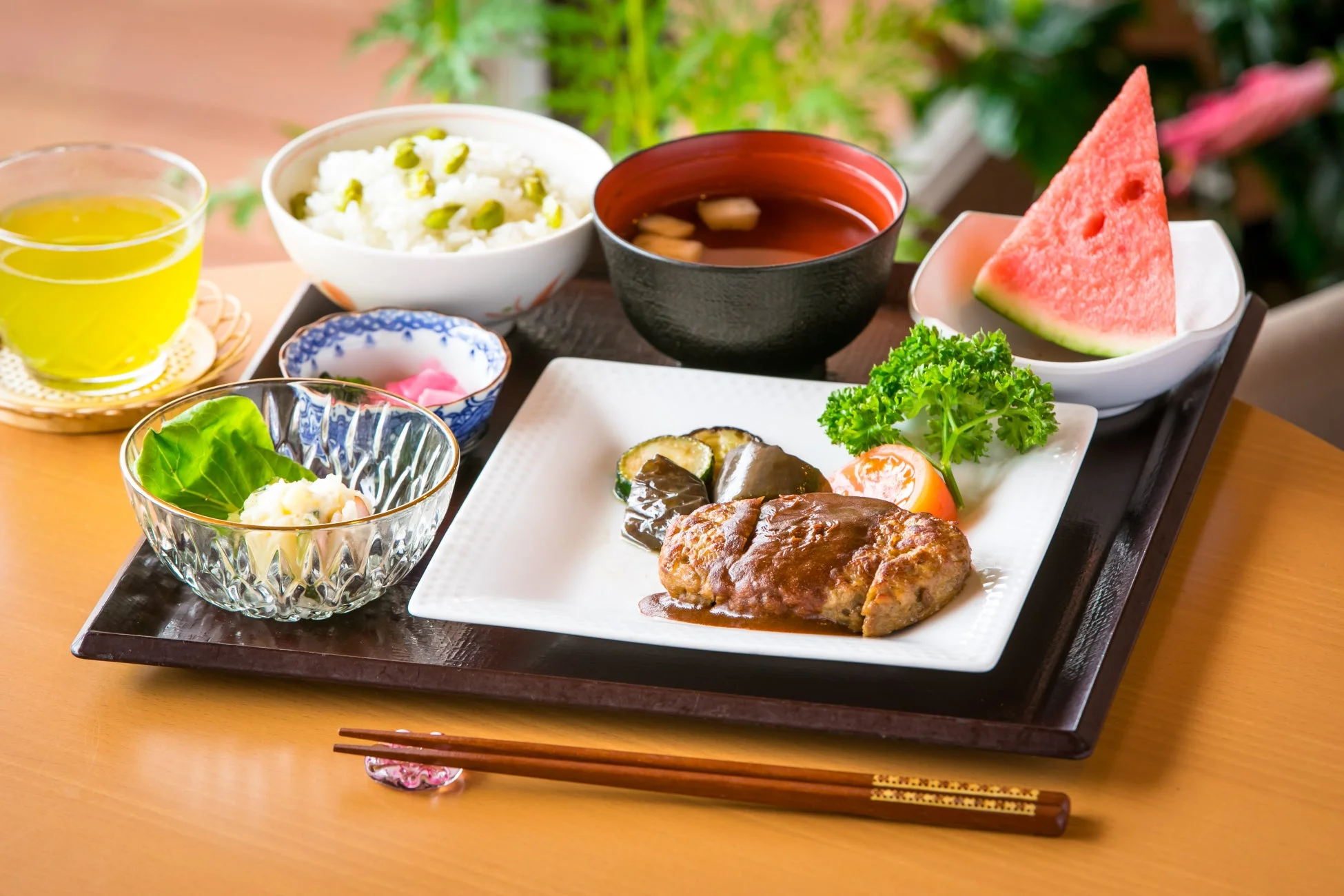 和風ハンバーグ定食