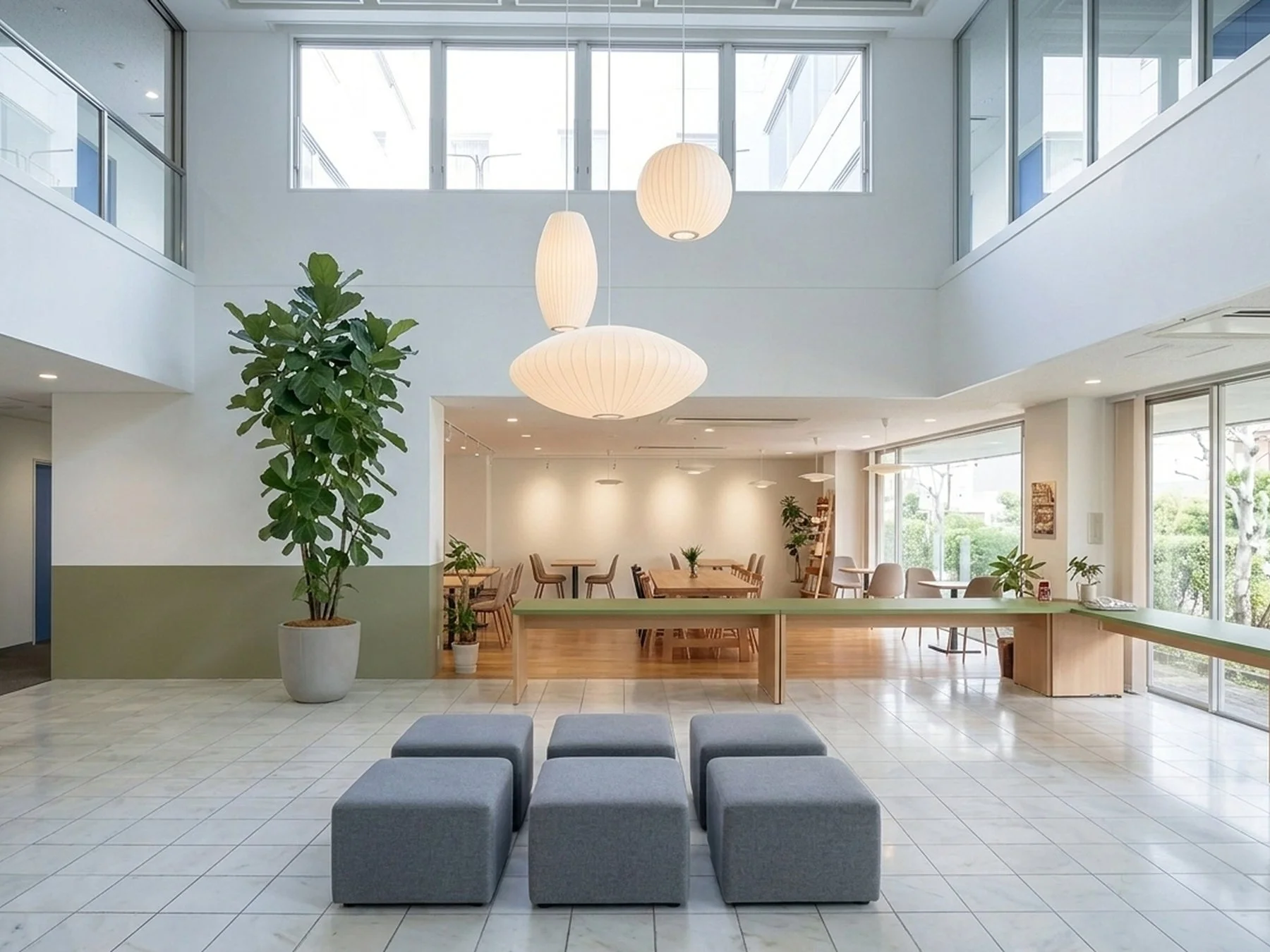 広々としたモダンなラウンジ
