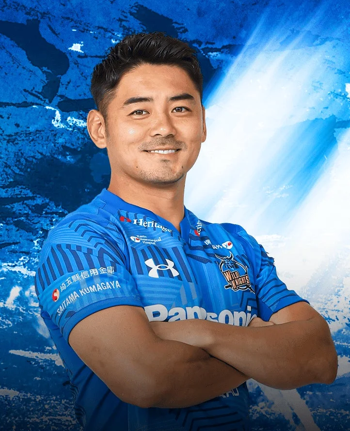ラグビーユニフォーム姿の竹山晃暉選手