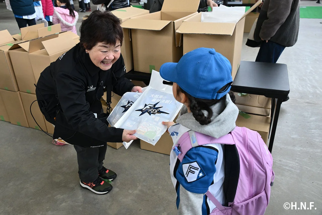 ファイターズイベントでの配布活動
