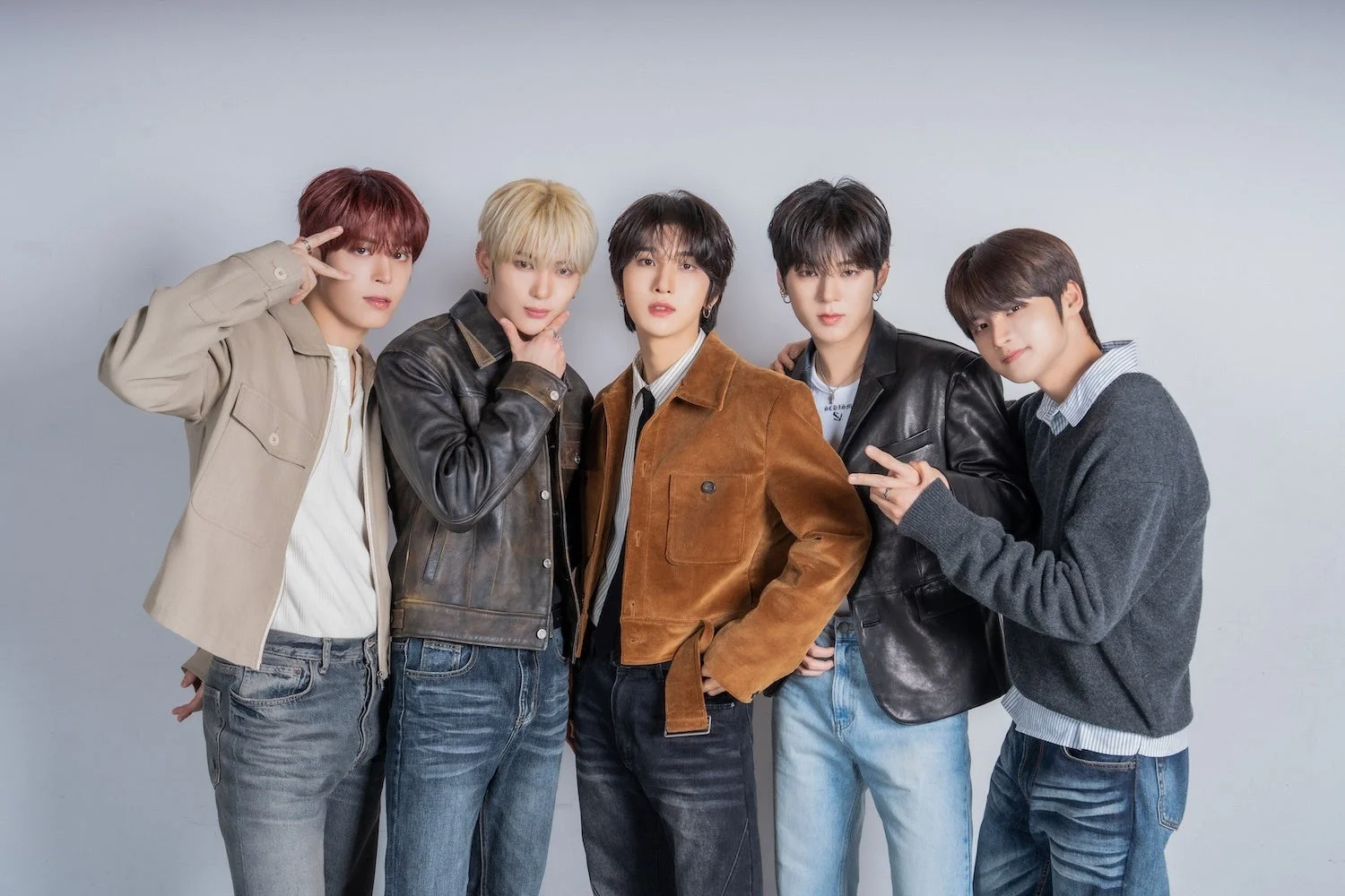 NOWZのメンバー5人