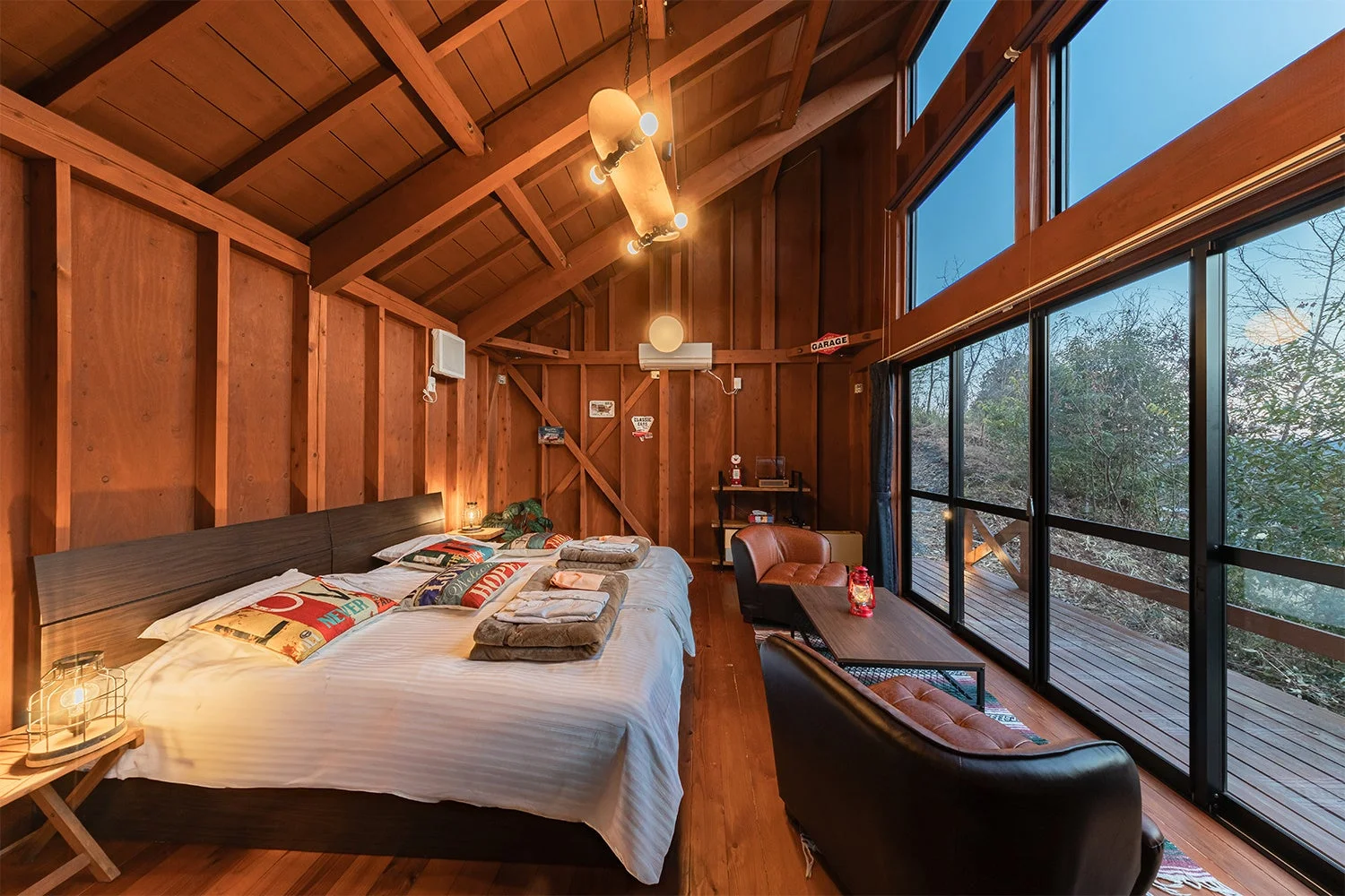 ヴィンテージルームの寝室兼リビング