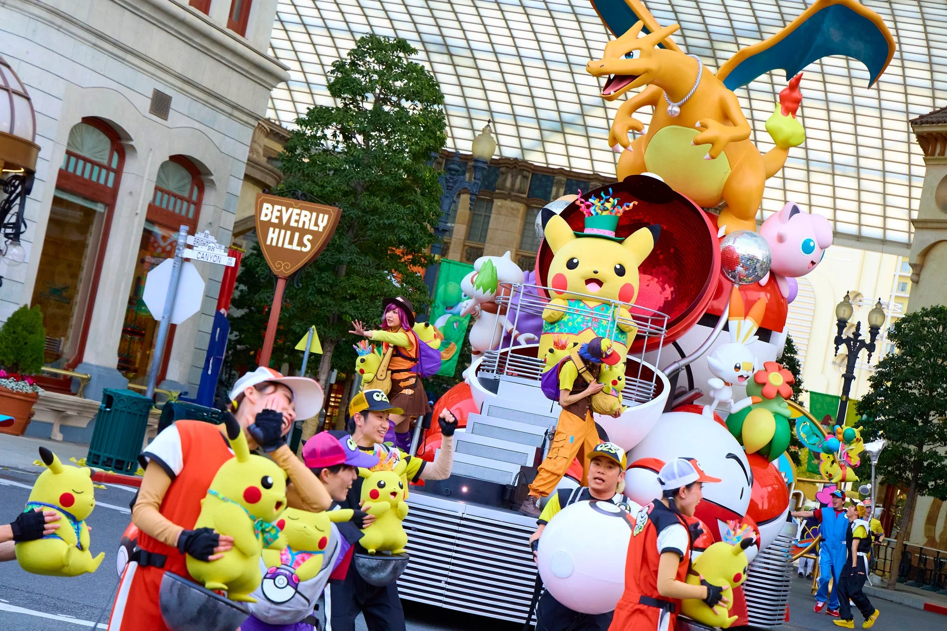 ピカチュウがたくさんのパレード