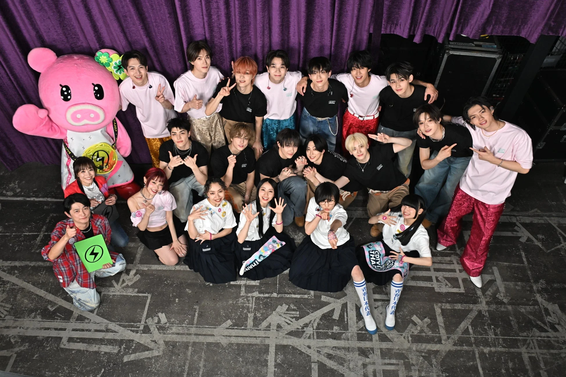 出演アーティスト集合写真