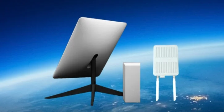 Starlinkの衛星インターネット用アンテナと通信機器