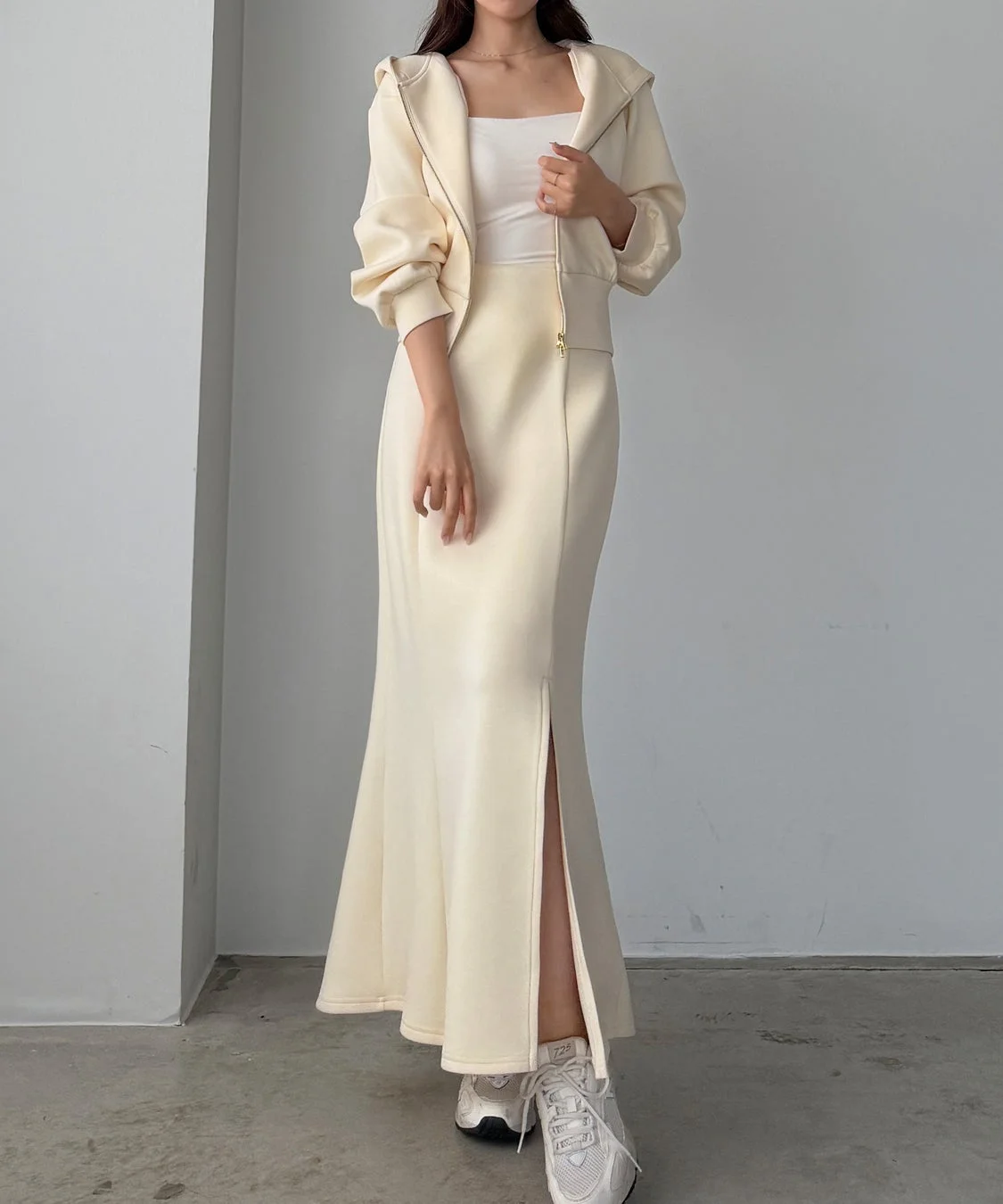 ポンチショートパーカー+スリットマーメイドスカートSET