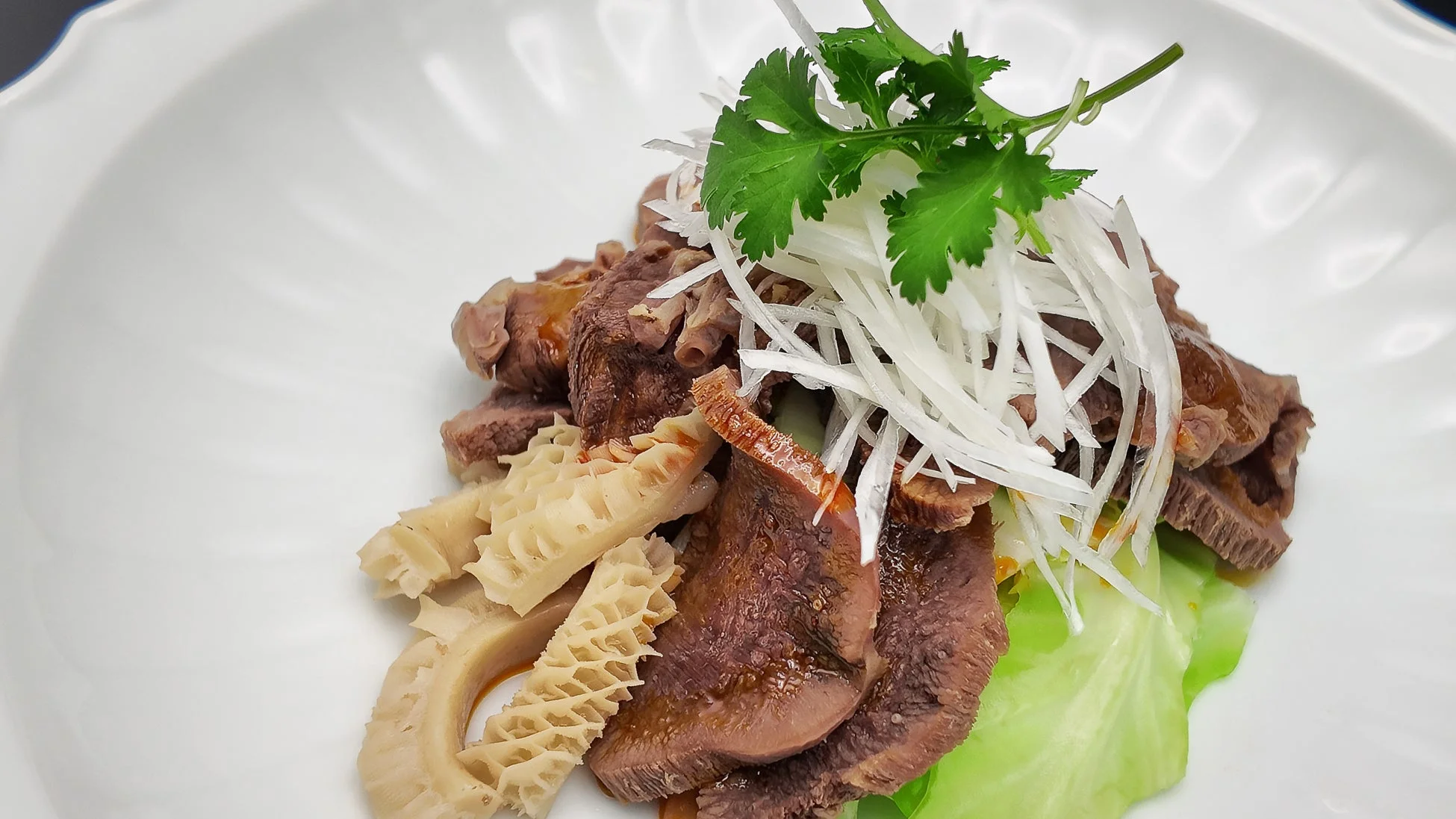 牛モツの麻辣和え