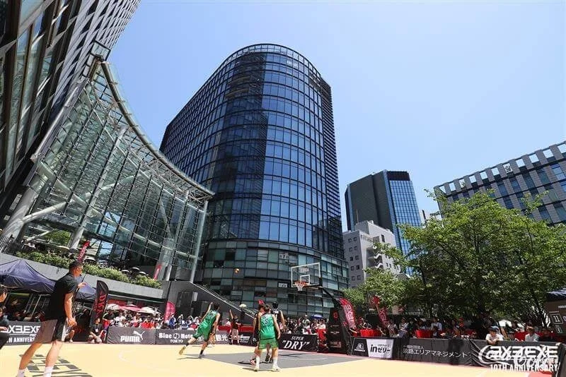 ワテラスでの3x3バスケットボール試合風景