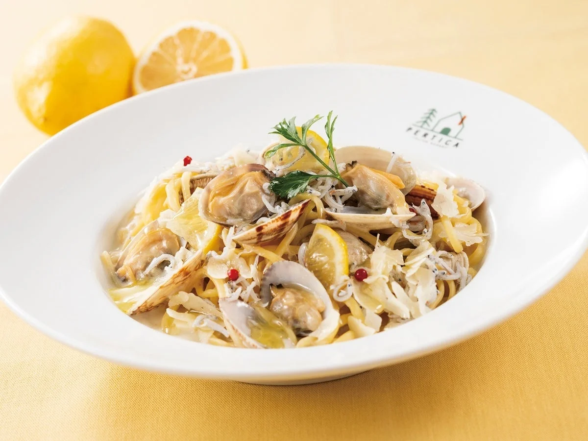 釜揚げしらすとあさりのレモンクリームパスタ