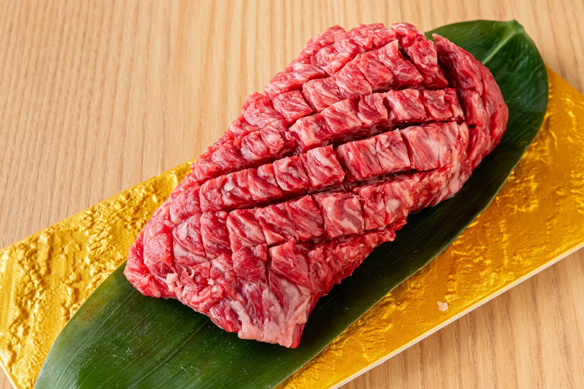 花咲カットされた国産牛カイノミ