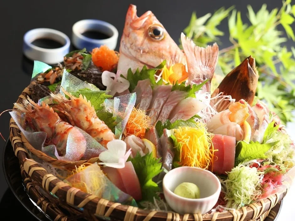 豪快な刺身盛り合わせ