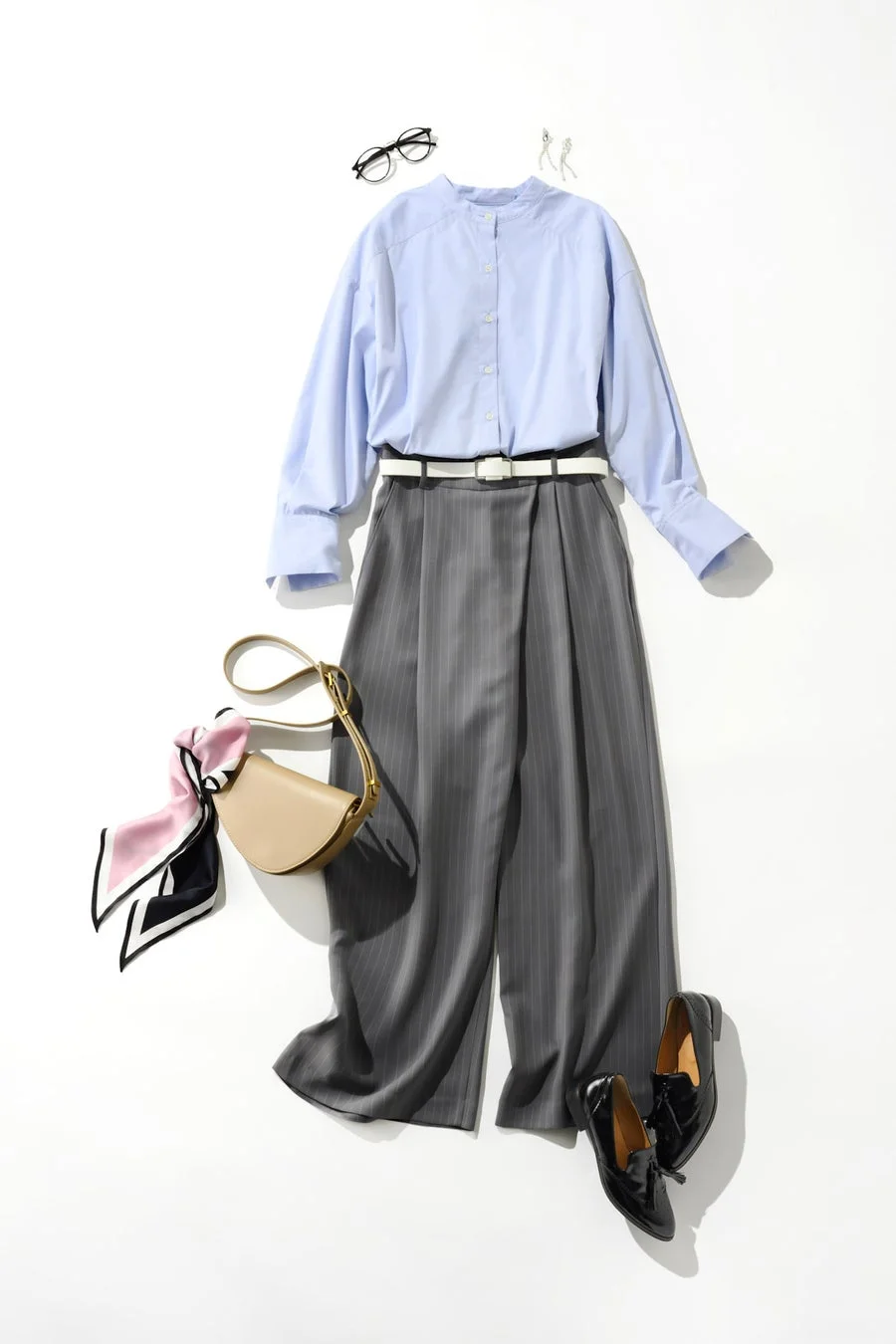 ロングシャツワンピース×スラントタックワイドパンツの着回し例2