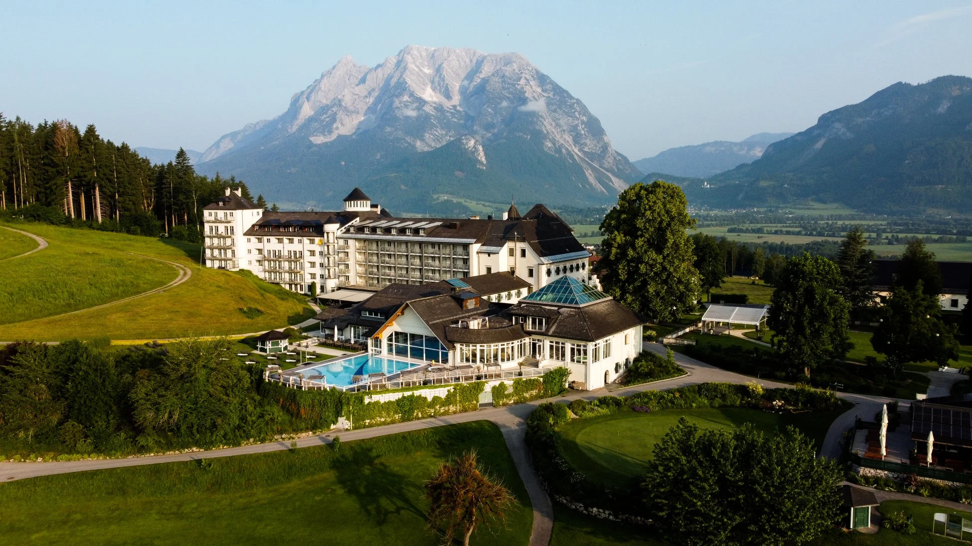 ホテルとゴルフ場