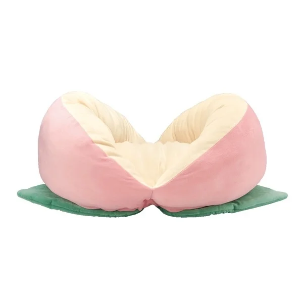 桃の形をしたペットベッド