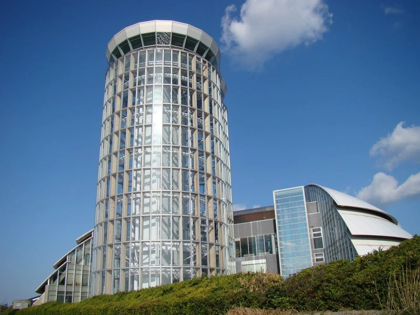 近代建築とタワー