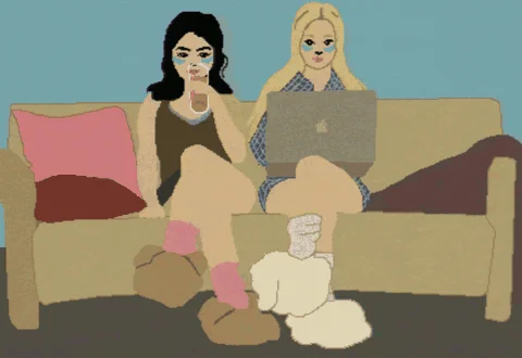 女性二人組、ソファ、リラックス