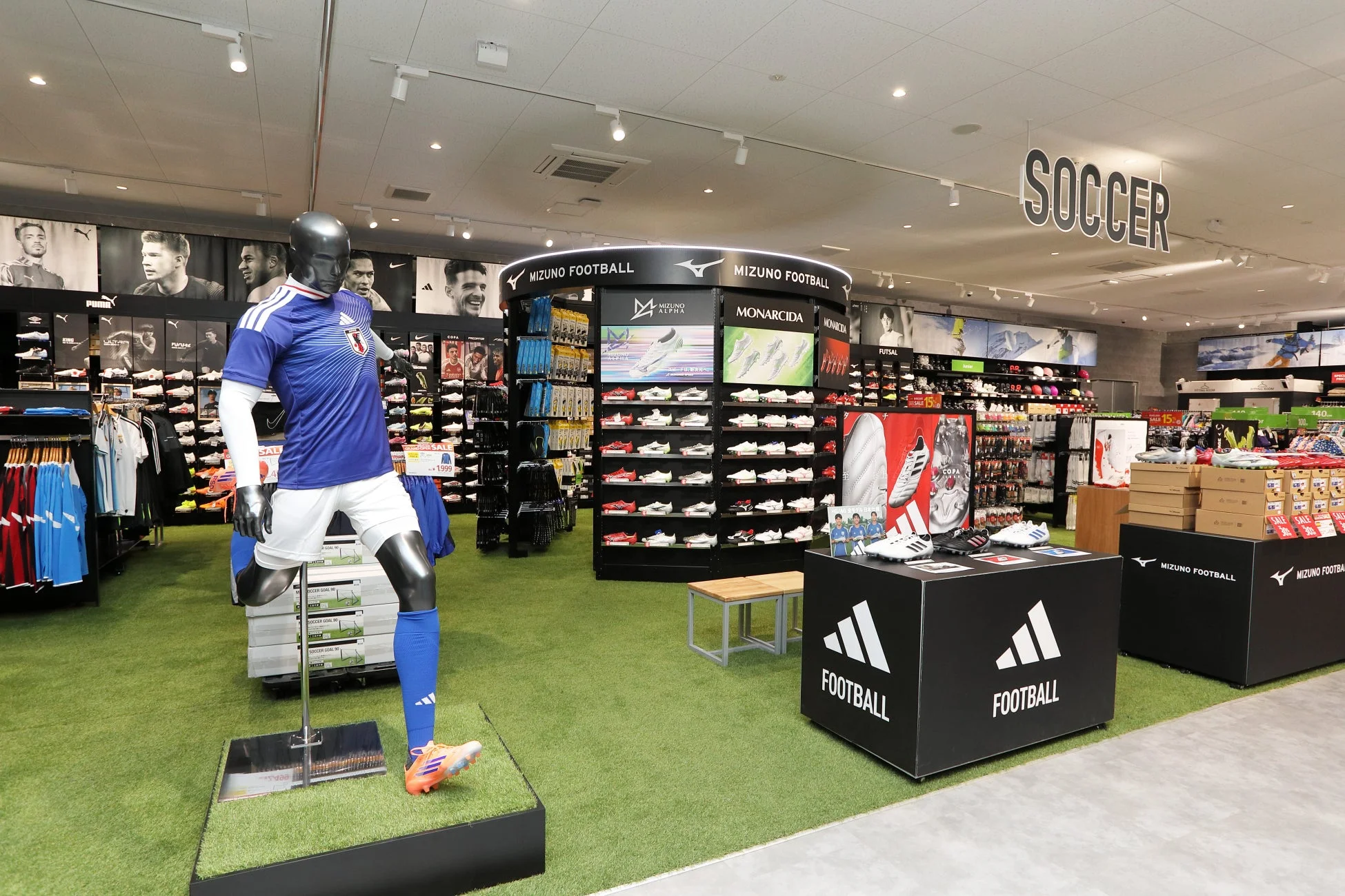 サッカー用品売り場