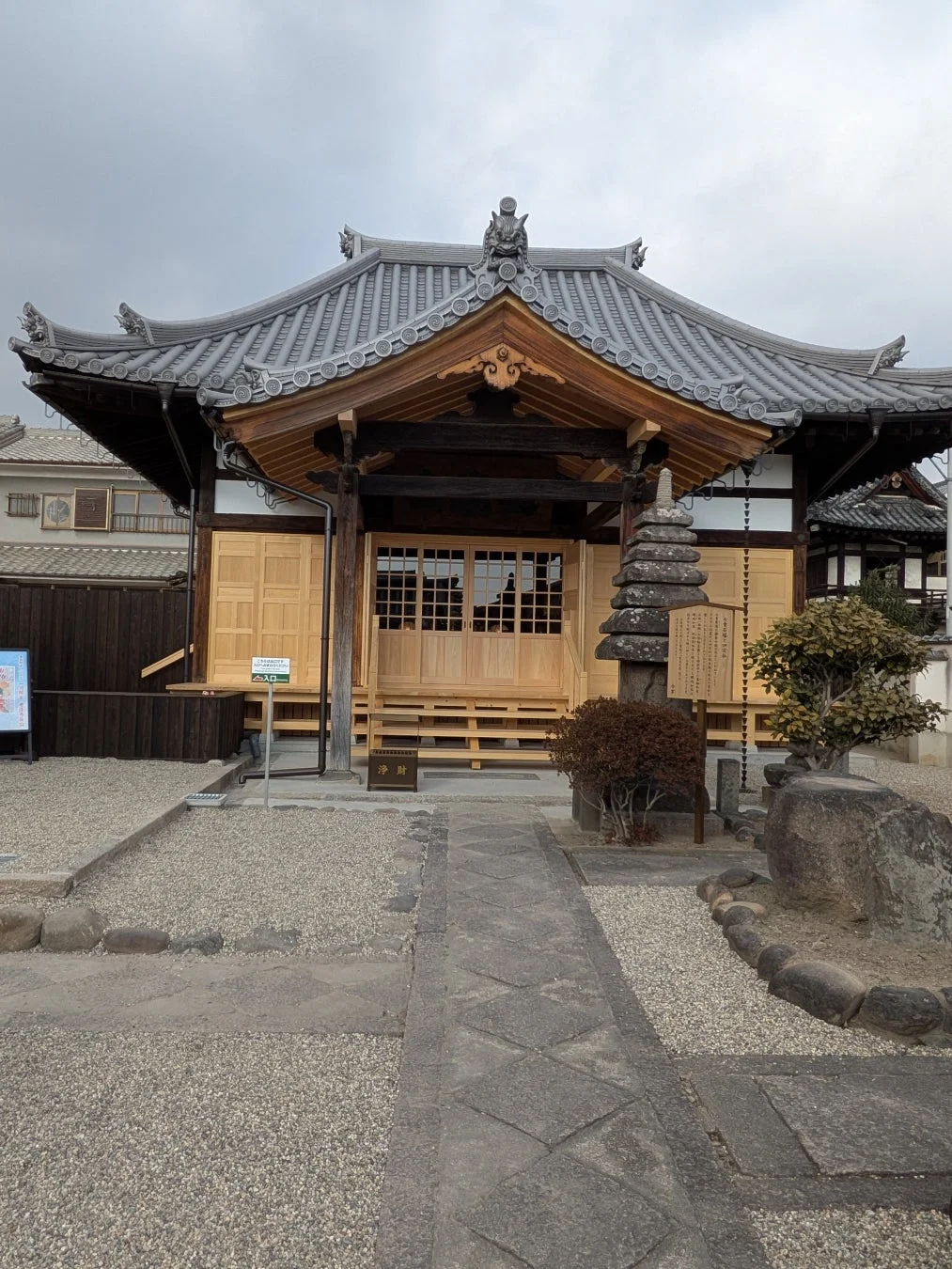 日本の伝統的な寺院