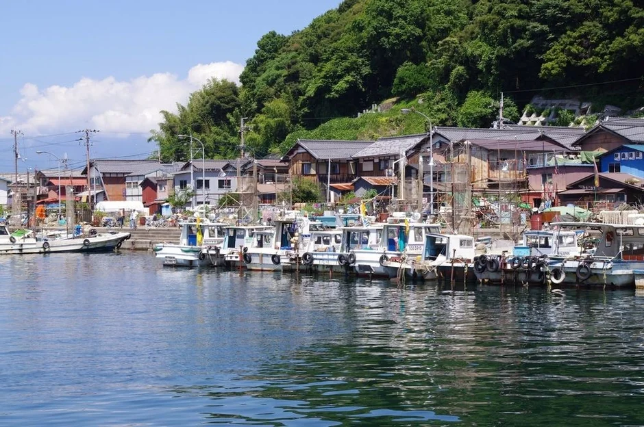沖島の漁村風景