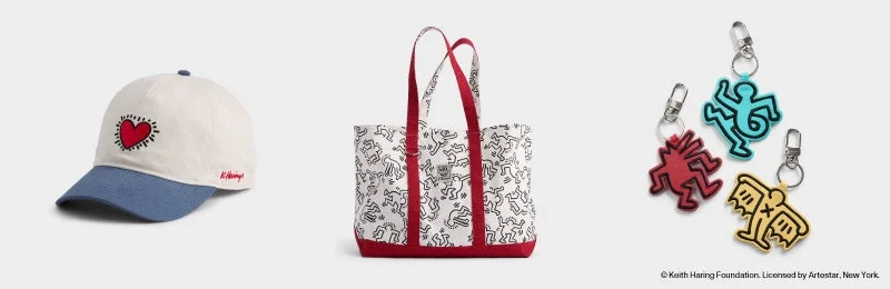 キース・ヘリングのアートがデザインされたキャップやトートバッグ