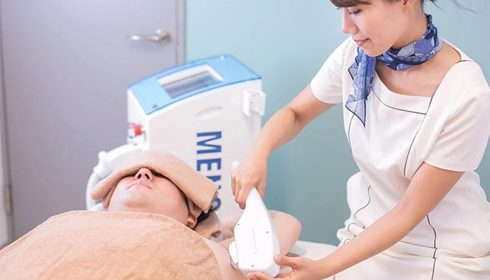 メンズクリア施術風景