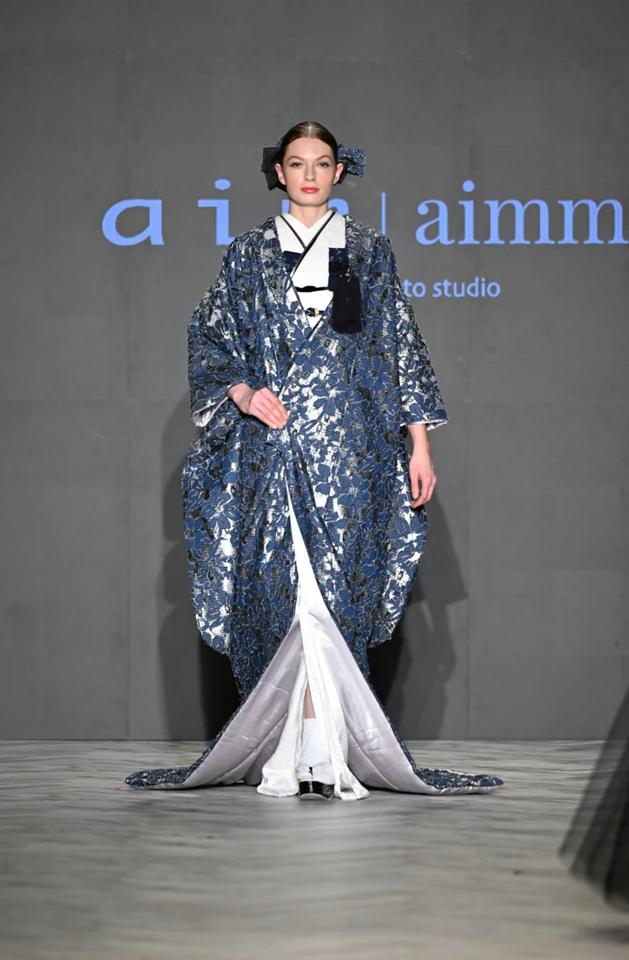 青と銀の着物風衣装