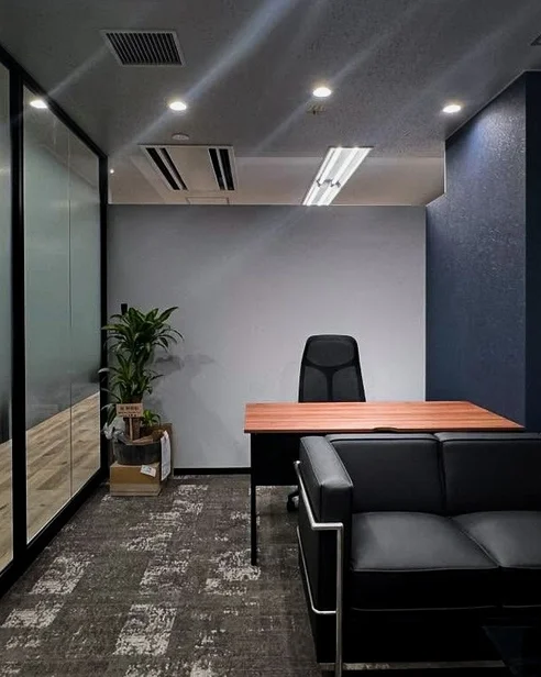 モダンで洗練されたオフィス空間