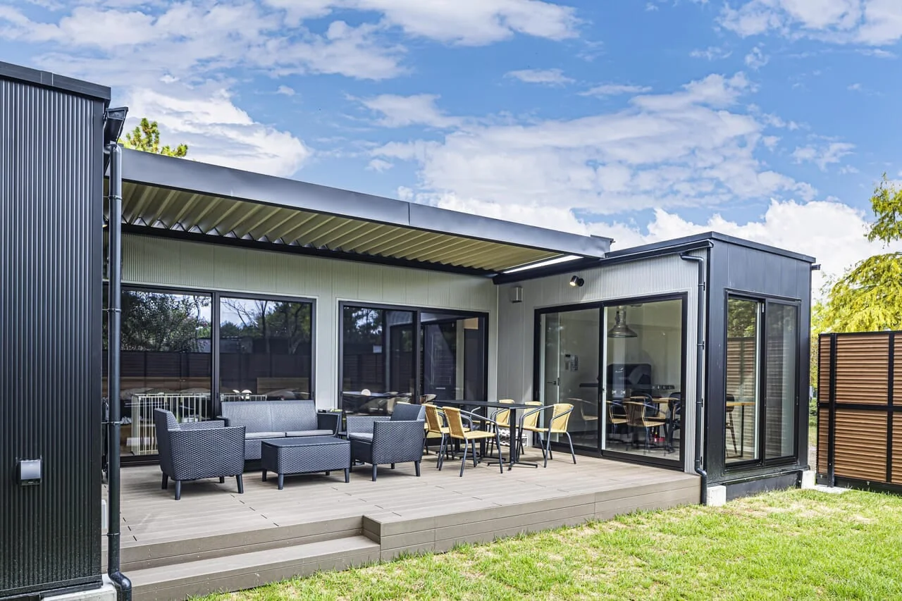 ウッドデッキのあるテラス