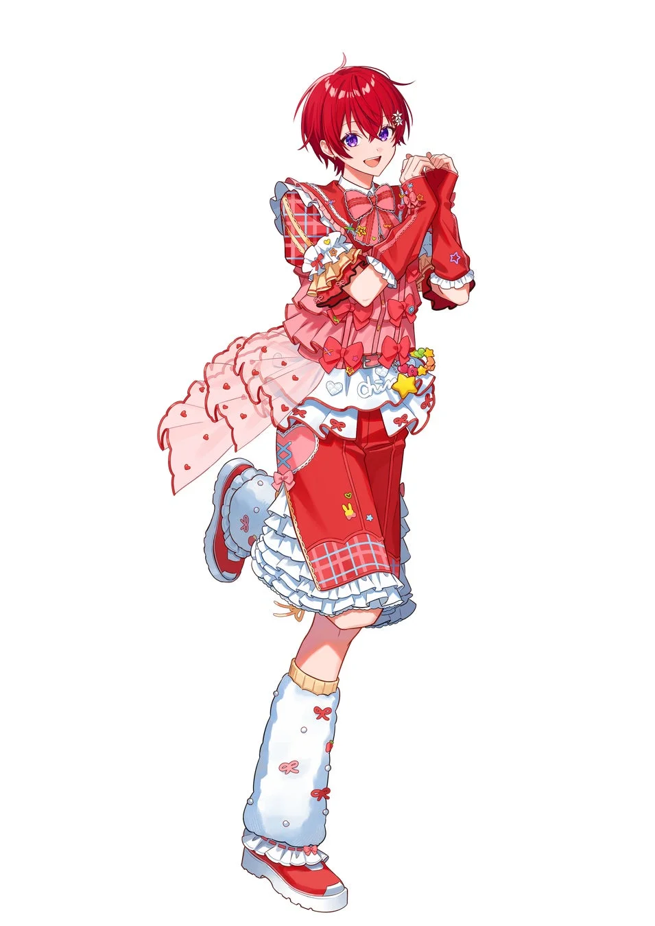 赤髪の少年が、赤とピンクを基調とした華やかな衣装を身につけて笑顔でポーズをとっているアニメイラスト