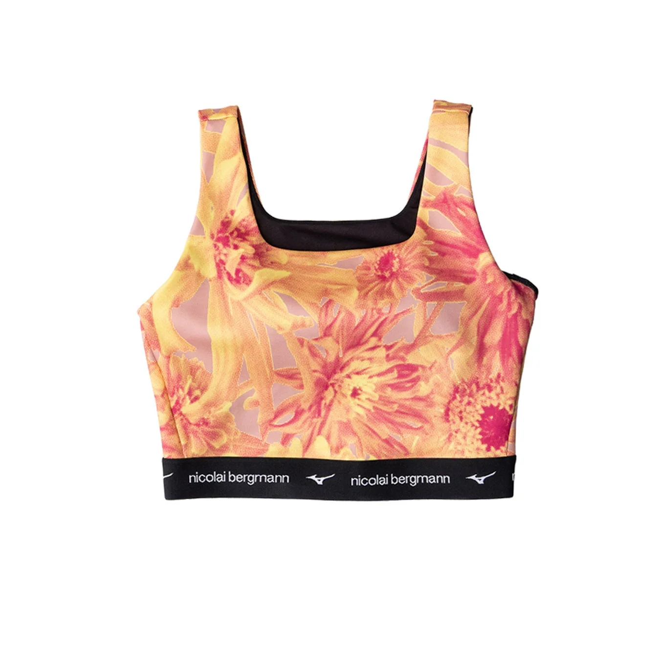 オレンジとピンクの花柄が特徴的なスポーツブラです。裾の黒いバンドには「nicolai bergmann」のロゴとMizunoのマークがプリントされており、コラボレーションアイテムであることが示唆されます。