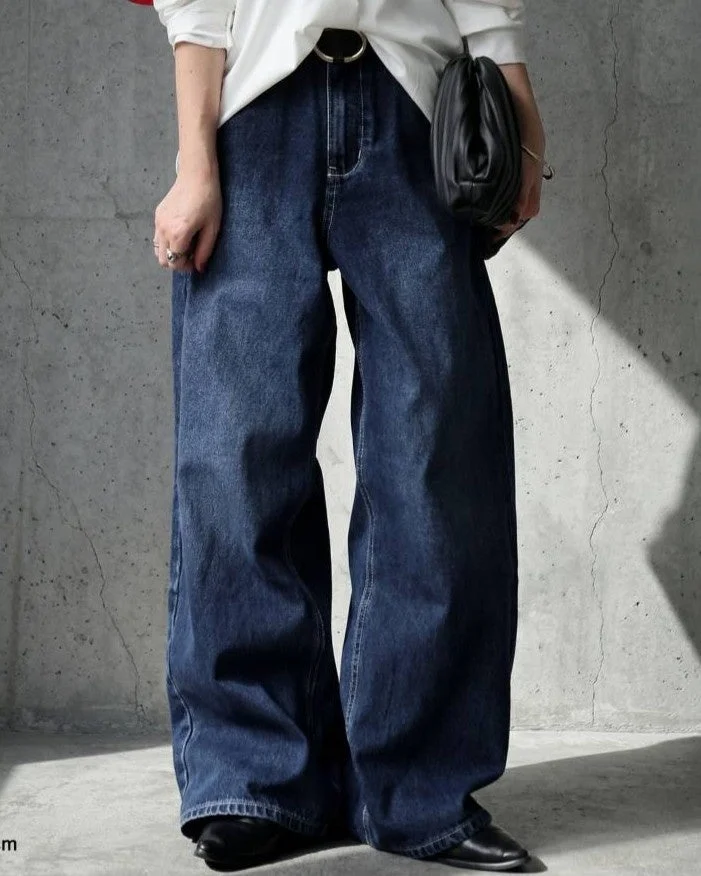 ワイドデニムの着用イメージ
